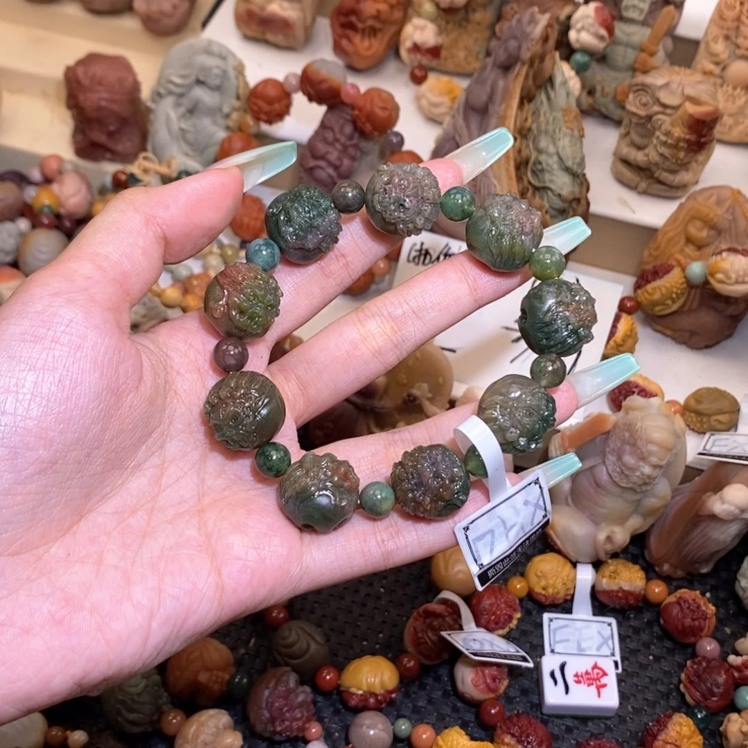 未镶嵌手链石英质玉（阿拉善玉）