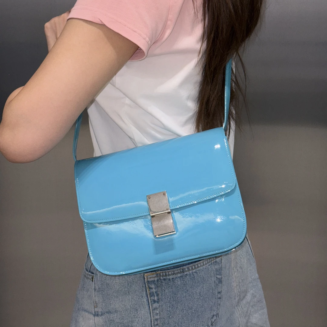 95新 Celine/思琳 琉璃蓝漆皮单肩包斜挎包