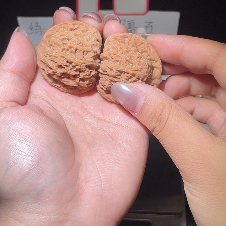 吊坠文玩核桃南疆石9