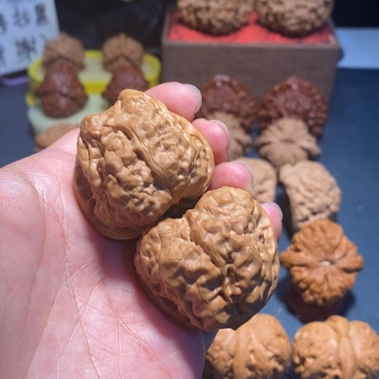 把件文玩核桃文玩蛤蟆头40尺练手04