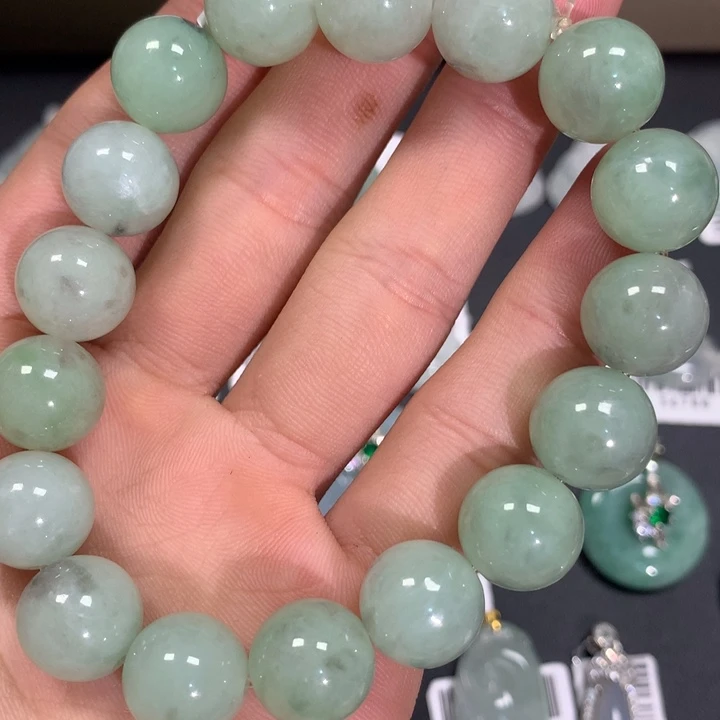 翡翠裸石翡翠首饰