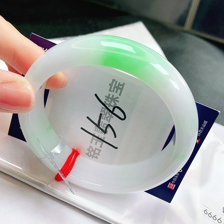 翡翠未镶嵌手镯缅甸天然a货翡翠手镯