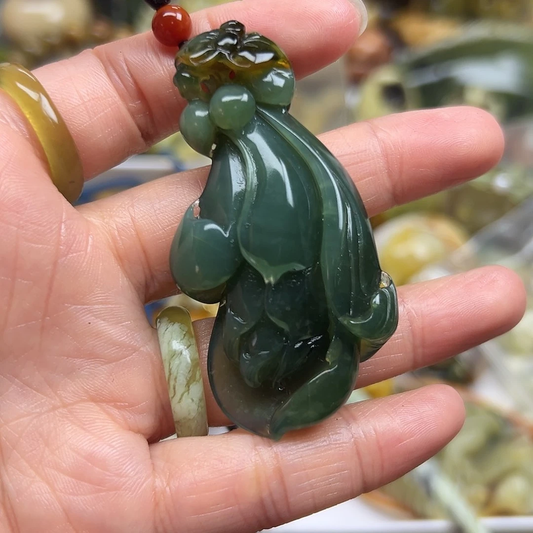岫玉未镶嵌颈饰?***?花玉玉兰