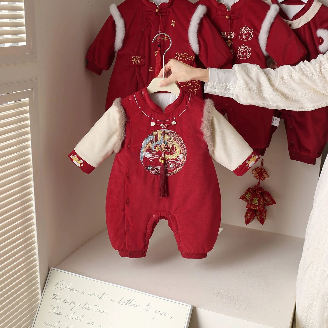 冬季新款婴儿衣服满月百天宝宝厚款棉衣新生儿红色礼服连体衣年服