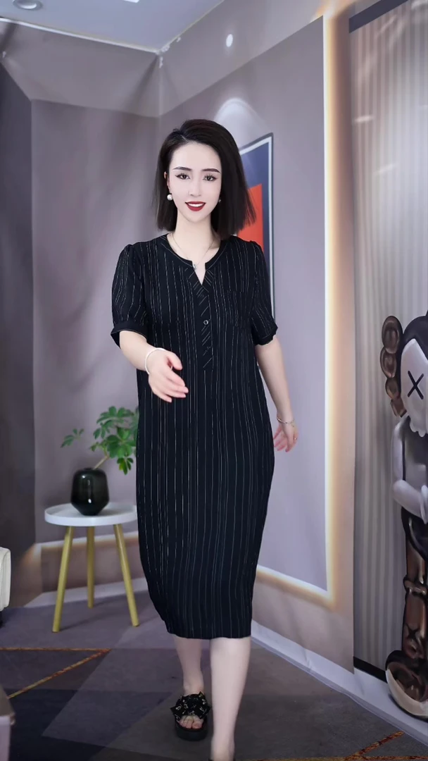 【上新定制】H.G856#新款减龄百搭黑色连衣裙