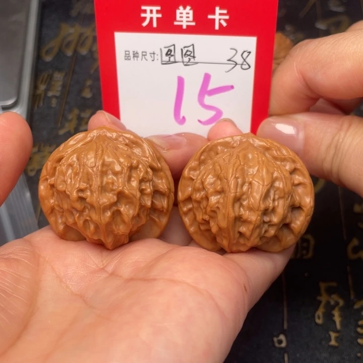 吊坠桃核文玩的好
