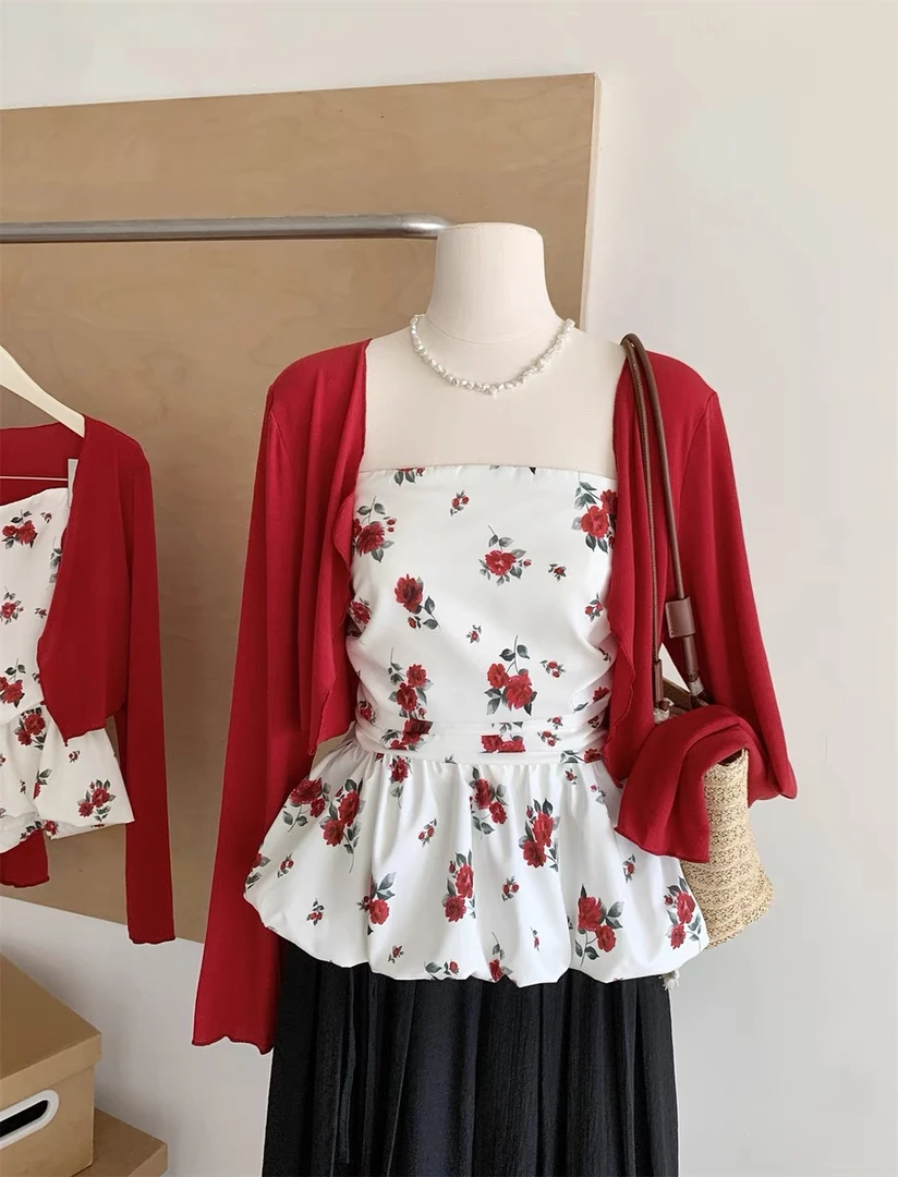 8148-【甜心玫玫】复古纯欲碎花抹胸加红色开衫两件套