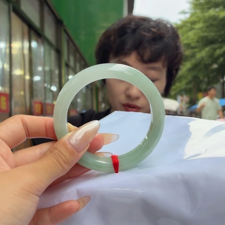 拖***鞋未镶嵌手镯翡翠意向金