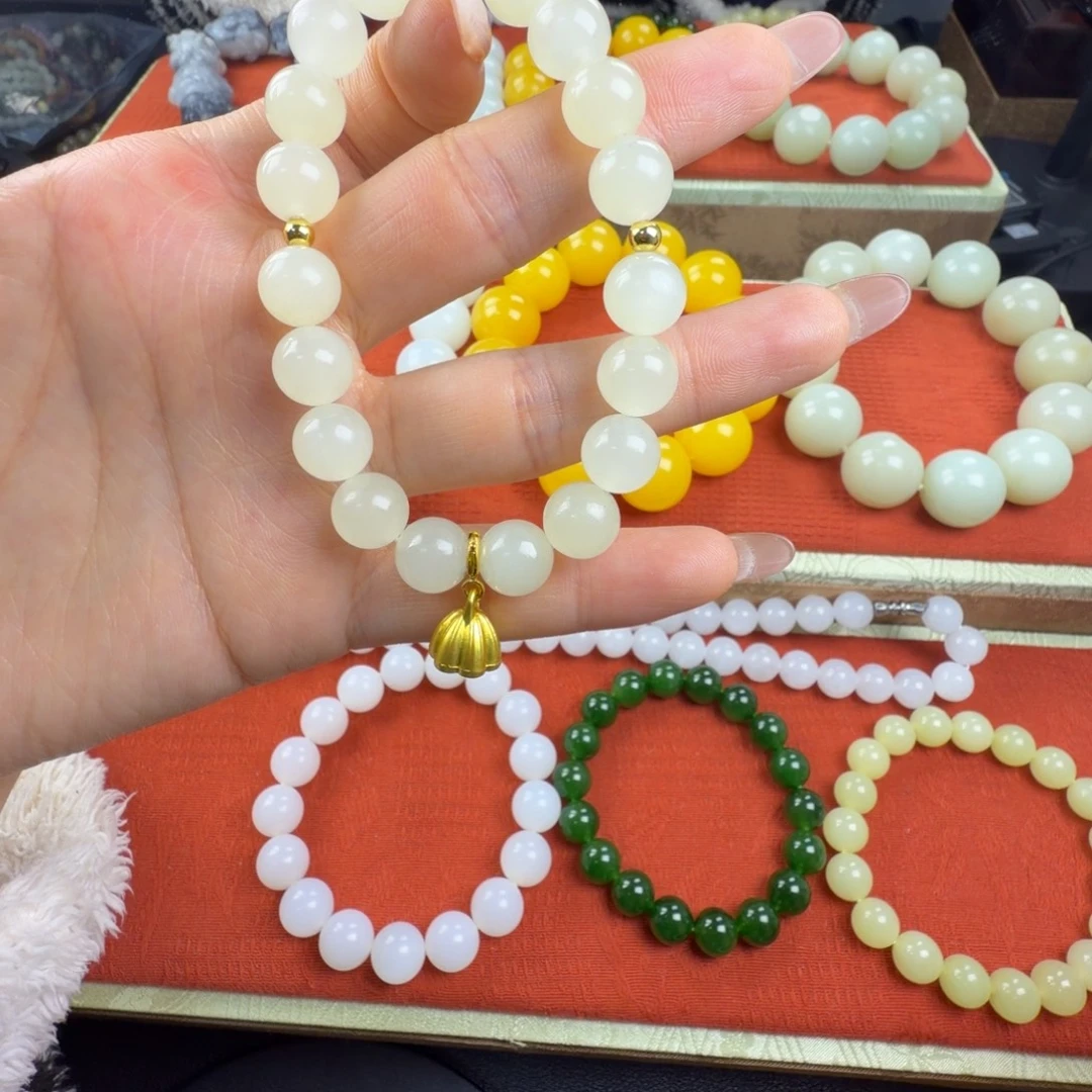 和田玉（糖玉）未镶嵌颈饰