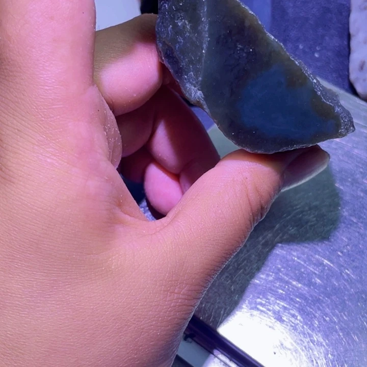 和田玉未镶嵌珠宝半成品