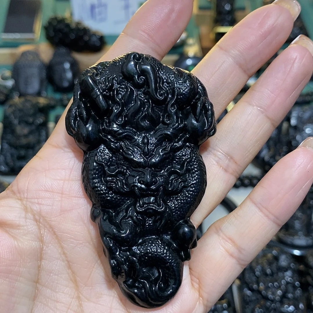 财***哥蛇纹石玉未镶嵌颈饰