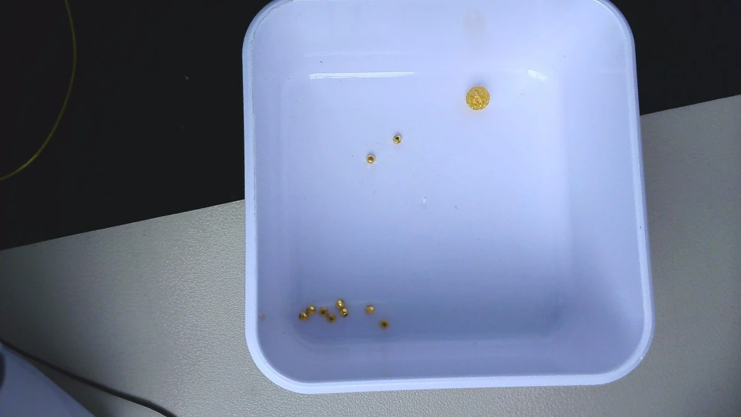 黄金足金小金 豆