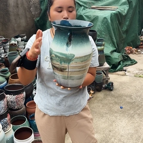 口20高32瑕疵一个盆子。