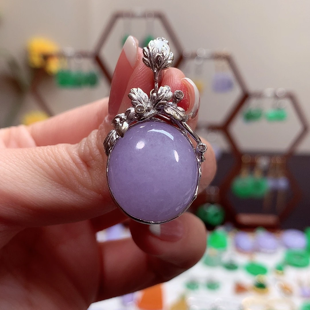 翡翠吊坠(不含链)18K金镶嵌天然翡翠