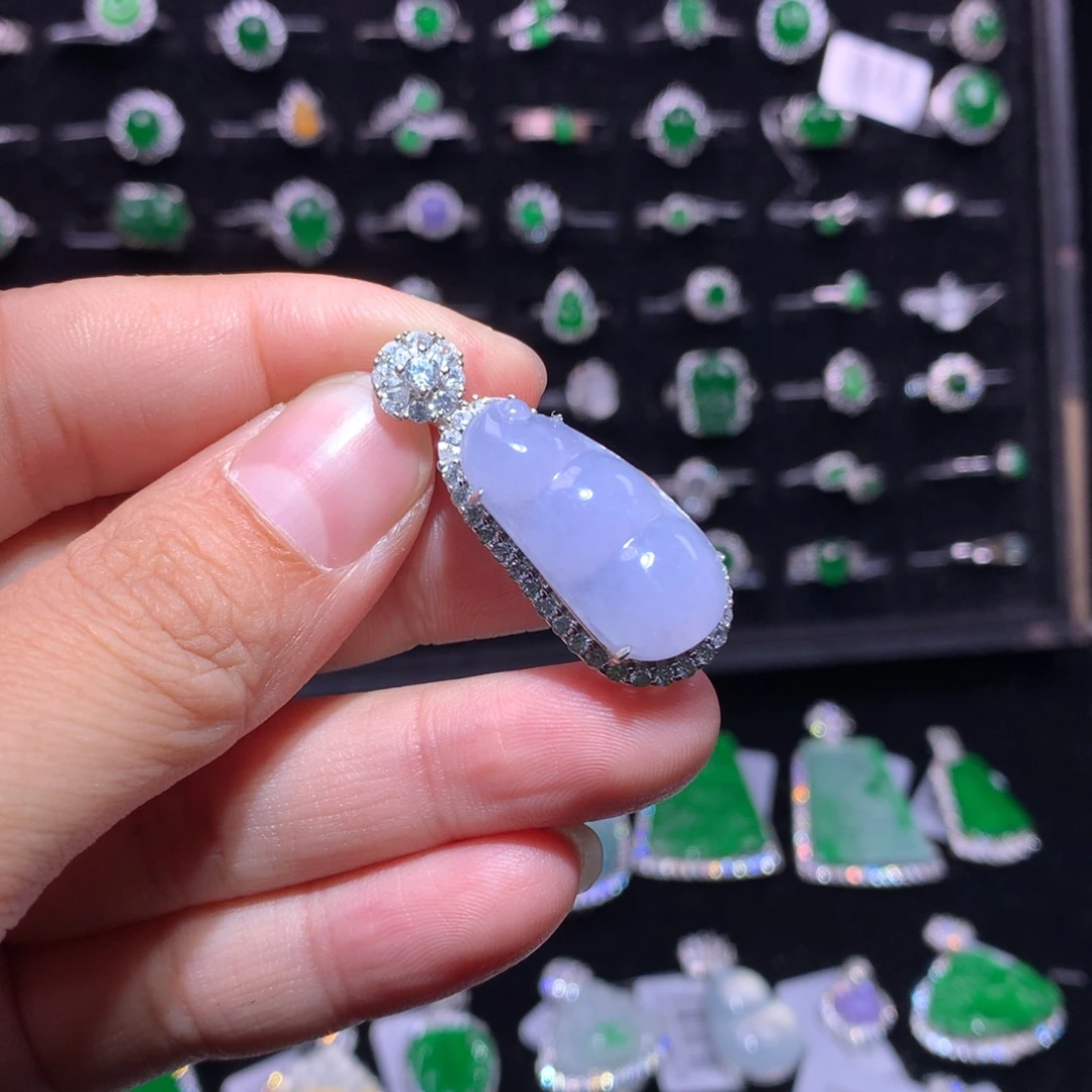 翡翠银S925镶嵌颈饰翡翠
