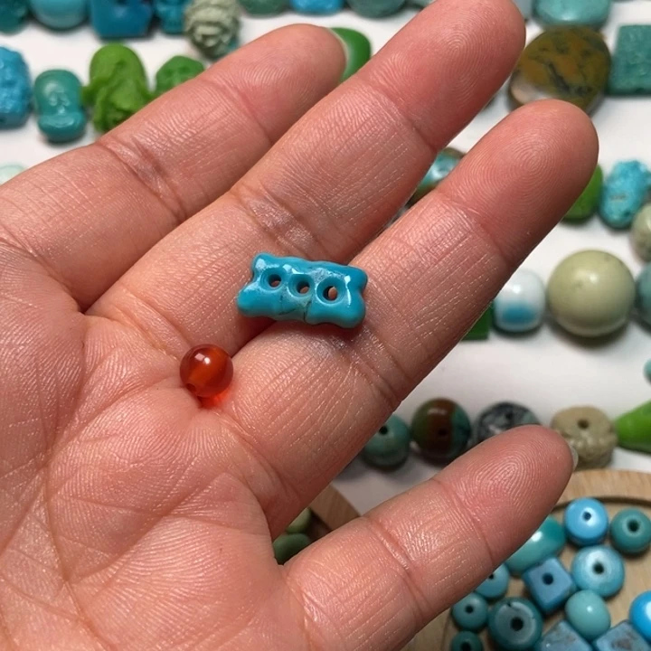 南红玛瑙未镶嵌颈饰