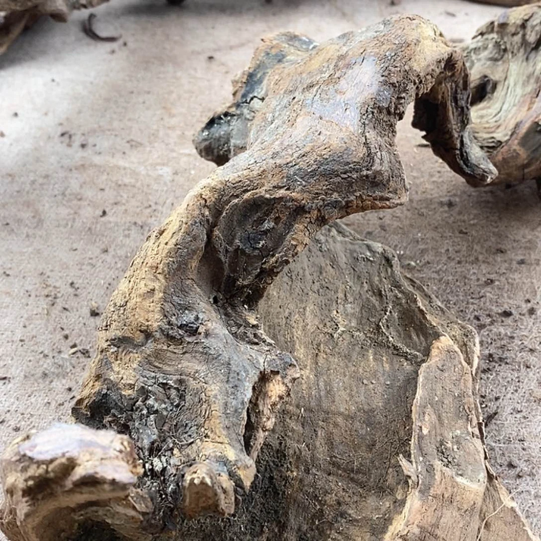 木阿****装黄花梨随形料子