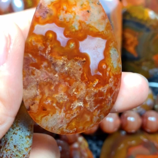 未镶嵌颈饰玛瑙/玉髓