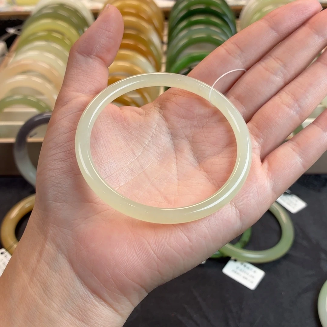 和田玉未镶嵌手镯-冰底浅晴叮当24