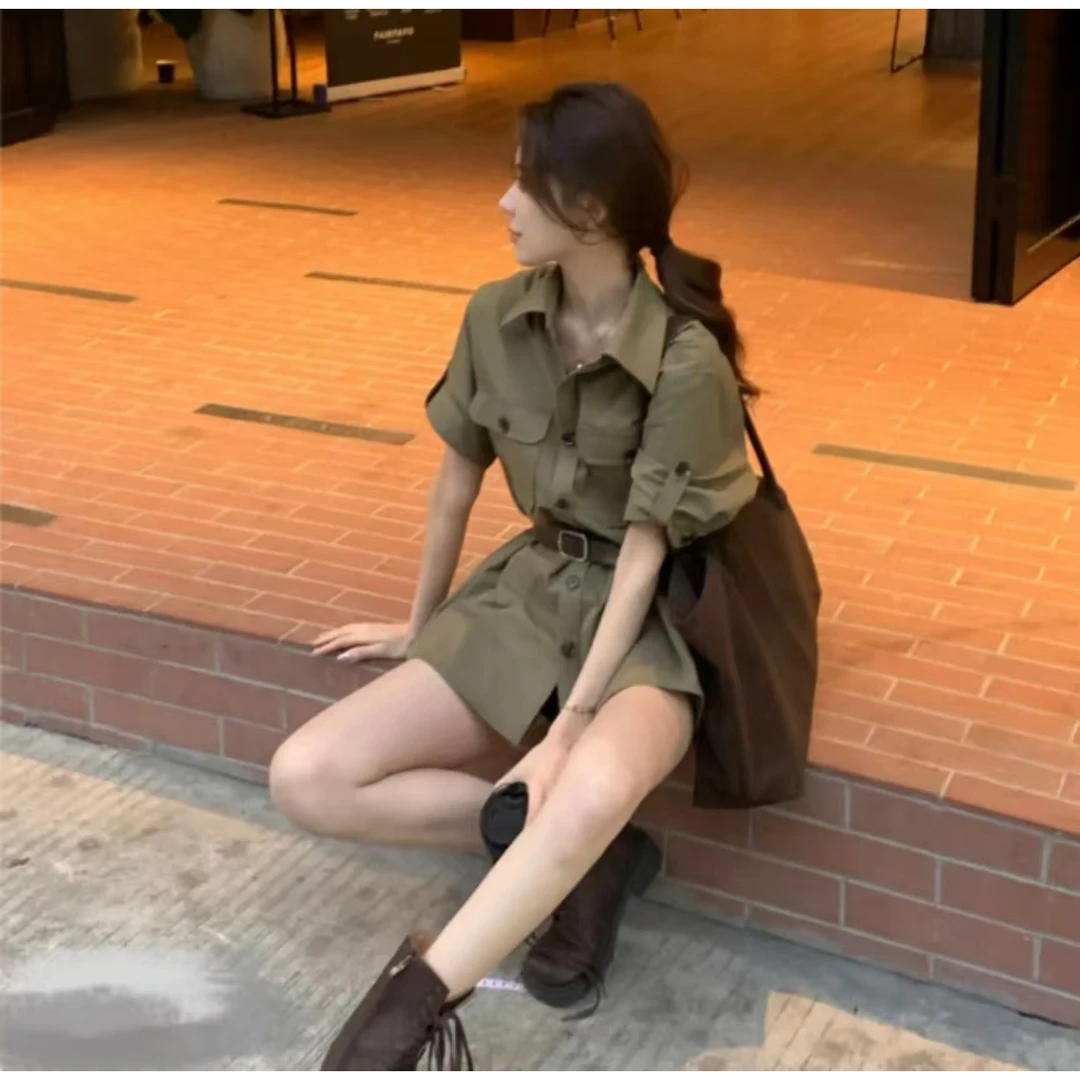 2025春季工装复古翻领双口袋单排扣休闲御姐显瘦狩猎装衬衫女