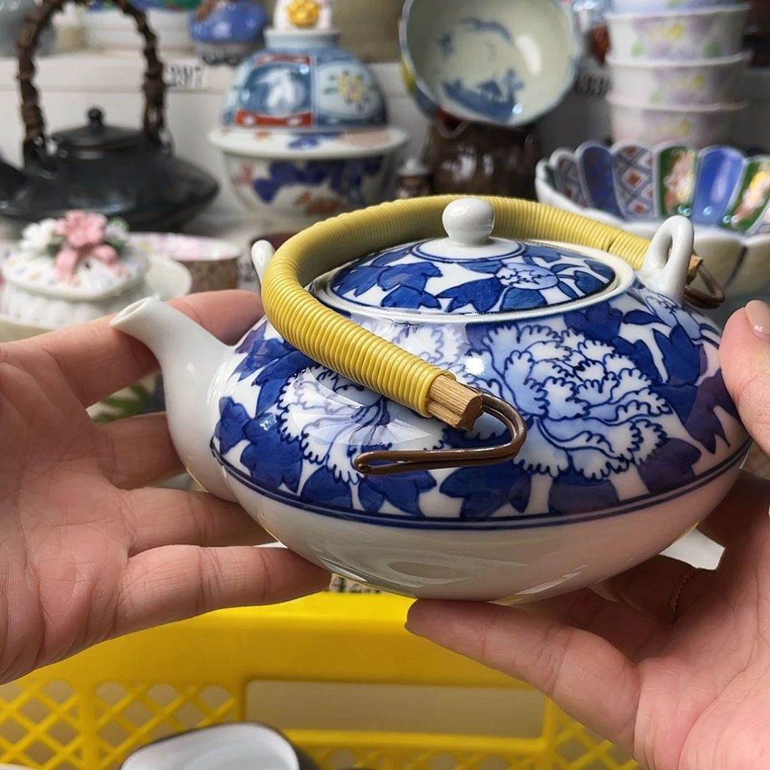 瓷片糖*儿哈哈哈我来拉了啊笑而不