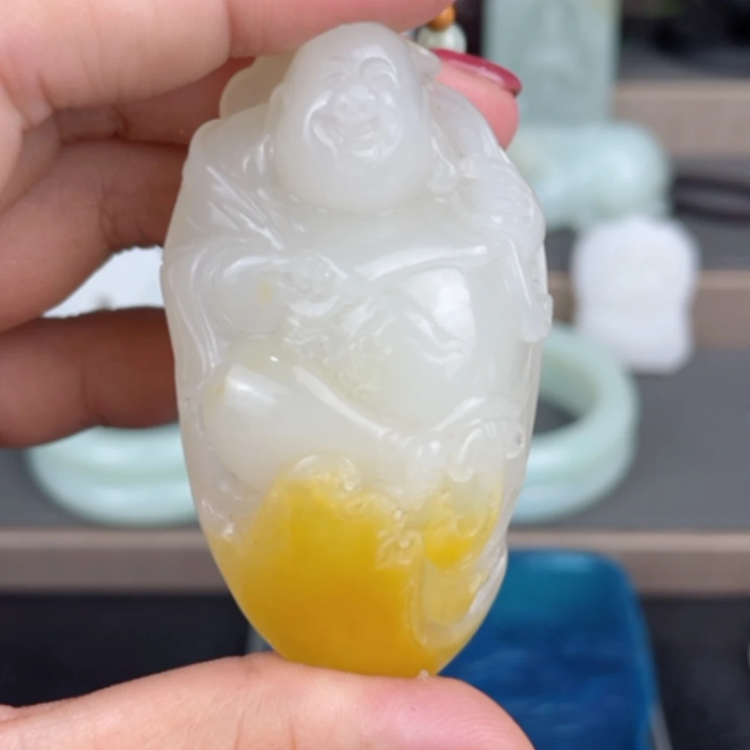【闪购商品】颈饰未镶嵌和田玉
