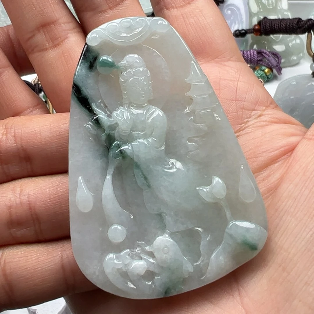 翡翠颈饰未镶嵌山水观音