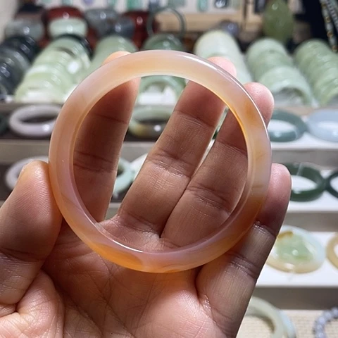 手镯玛瑙/玉髓未镶嵌