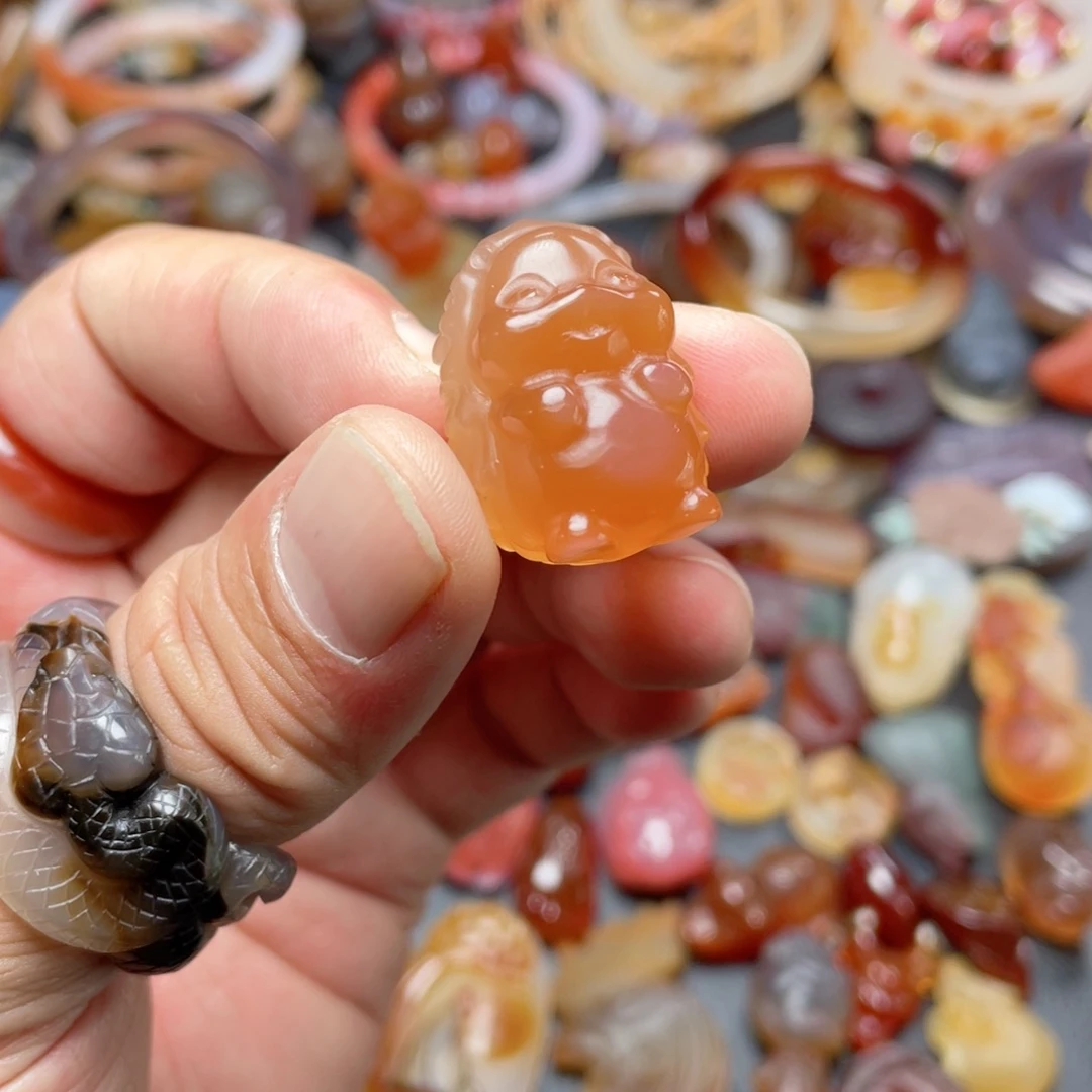 玛瑙/玉髓未镶嵌颈饰