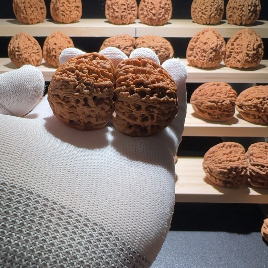 文玩核桃吊坠41窝头奥迪