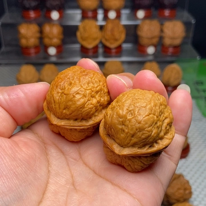 把件文玩核桃琥珀金蟾25