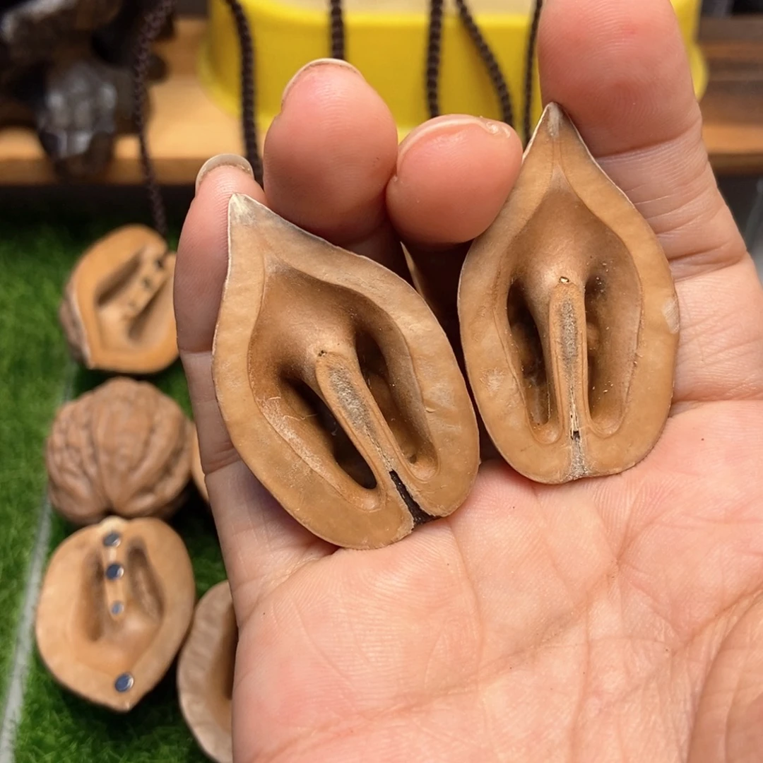 溪***山吊坠文玩核桃秋子