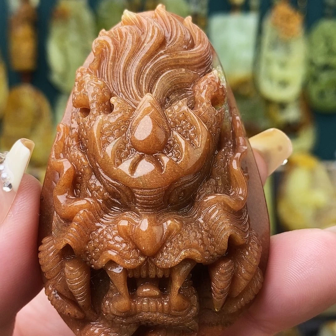 未镶嵌蛇纹石玉颈饰特价辽阳红龙牌