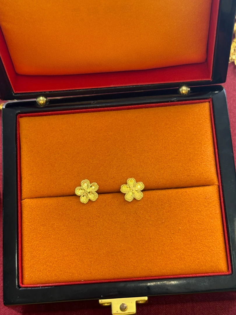 铜合金耳饰 东方简珠宝 S3868 龙鳞四叶草耳钉