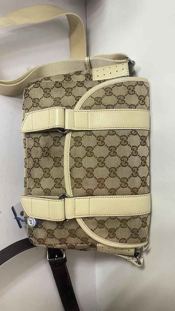 95新 GUCCI/古驰 古驰经典双扣邮差包