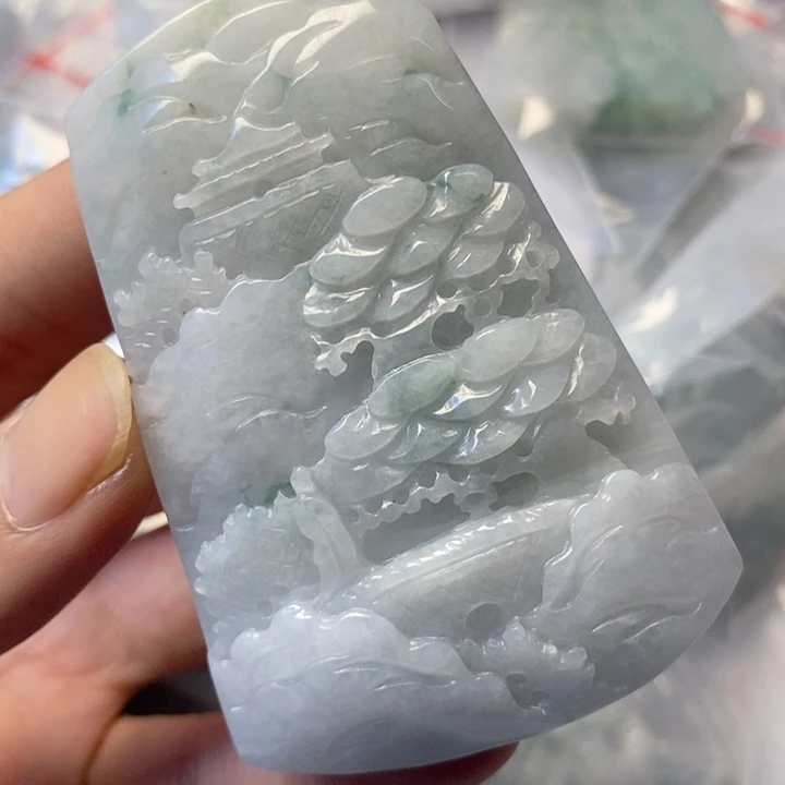 翡翠未镶嵌颈饰天然翡翠A货