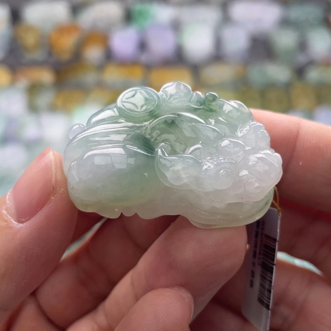 翡翠未镶嵌颈饰貔貅18