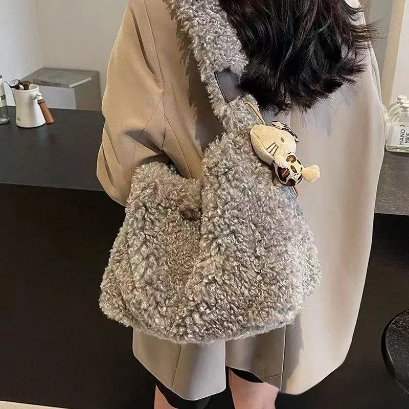 女包预售链接（有货隔天发，无货一般3天内发出）