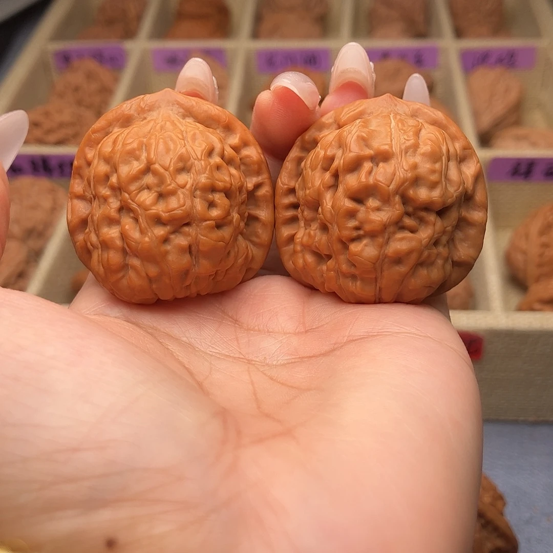 语***烟文玩核桃把件金字塔