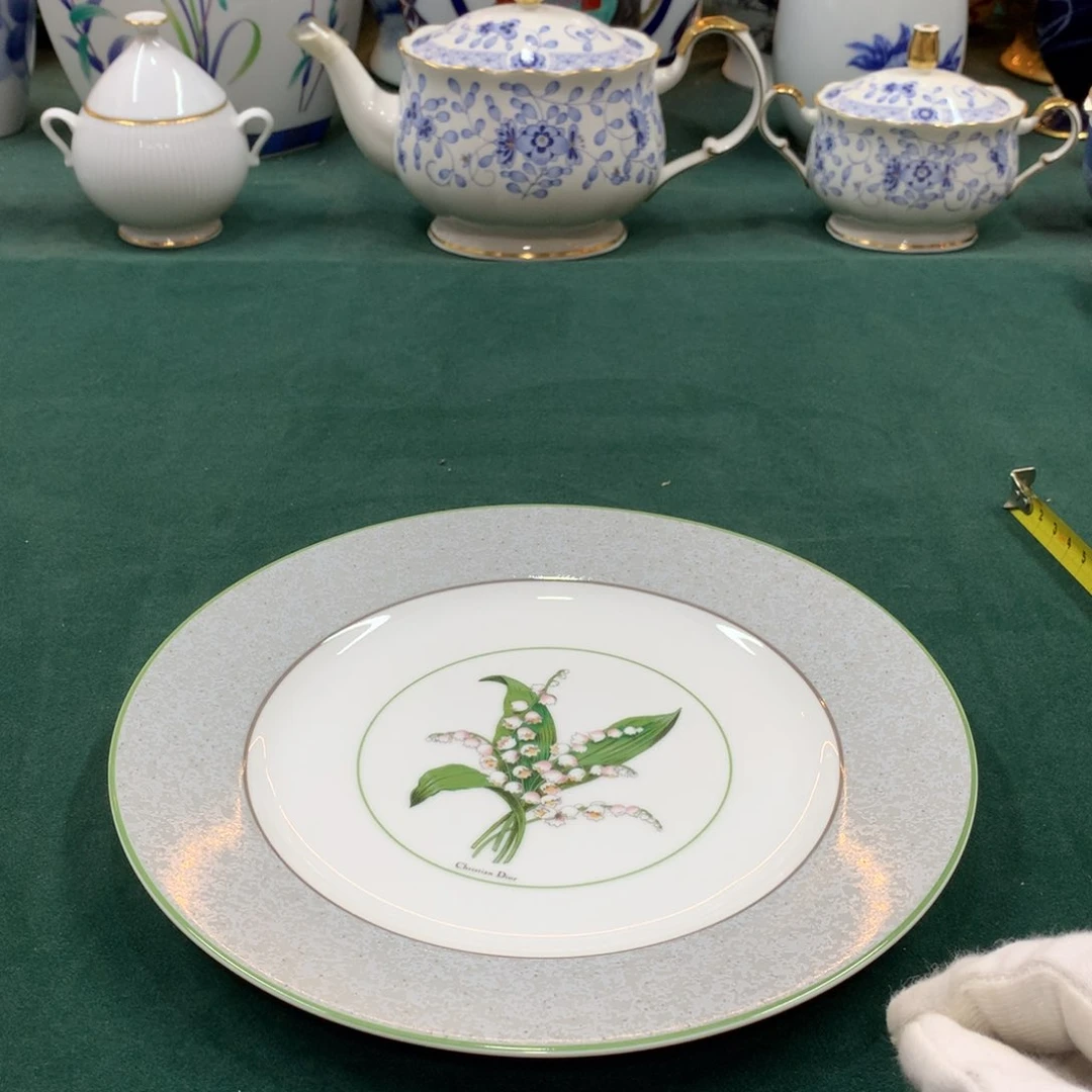 摆件全是大漂亮瓷器啊美美哒