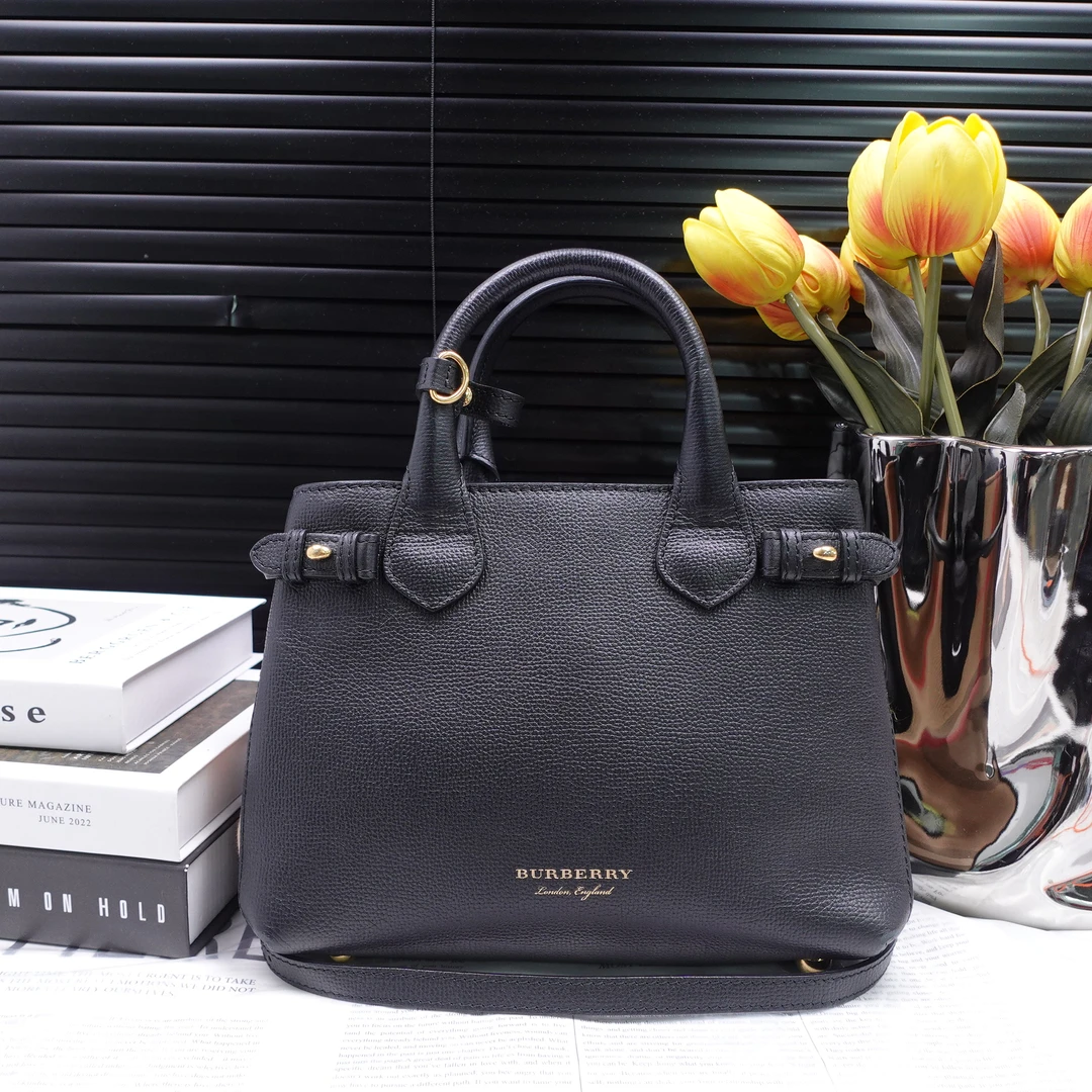 95新 BURBERRY/博柏利 单肩包/T20311782