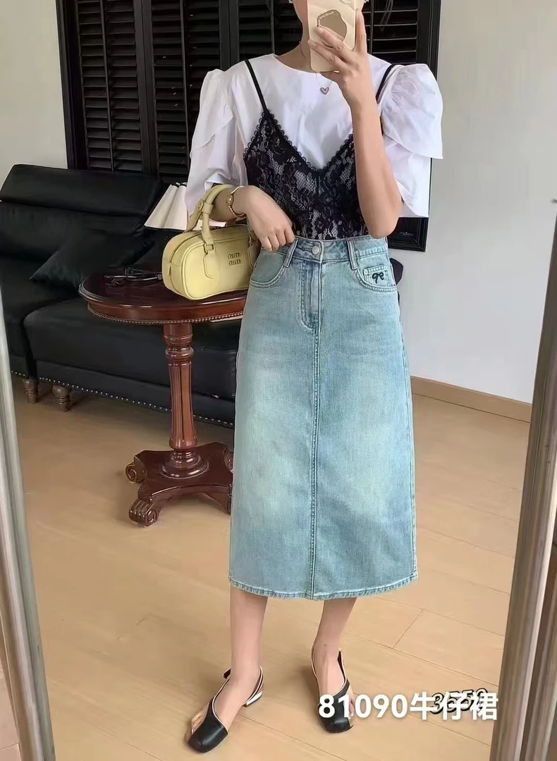 浅蓝色复古牛仔半身裙高腰显瘦直筒开叉设计夏季百搭裙子