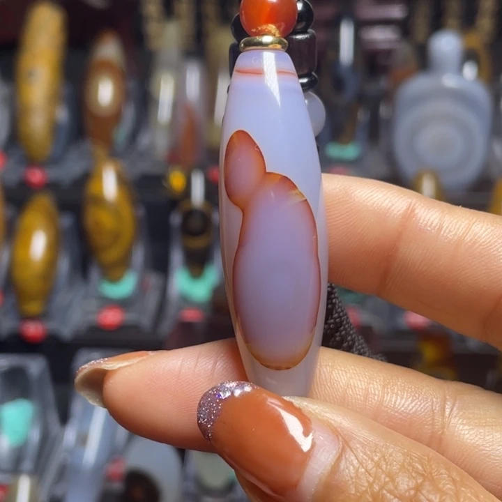 玛瑙/玉髓颈饰未镶嵌