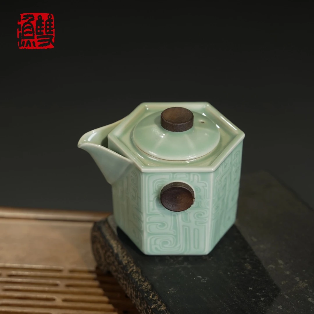【双渔精选·古蜀】龙泉青瓷快客壶 粉青釉 手工刻花高端瓷器