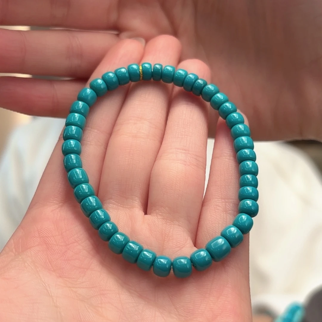 绿松石未镶嵌颈饰