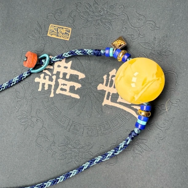 柠檬黄蜜蜡锁骨链