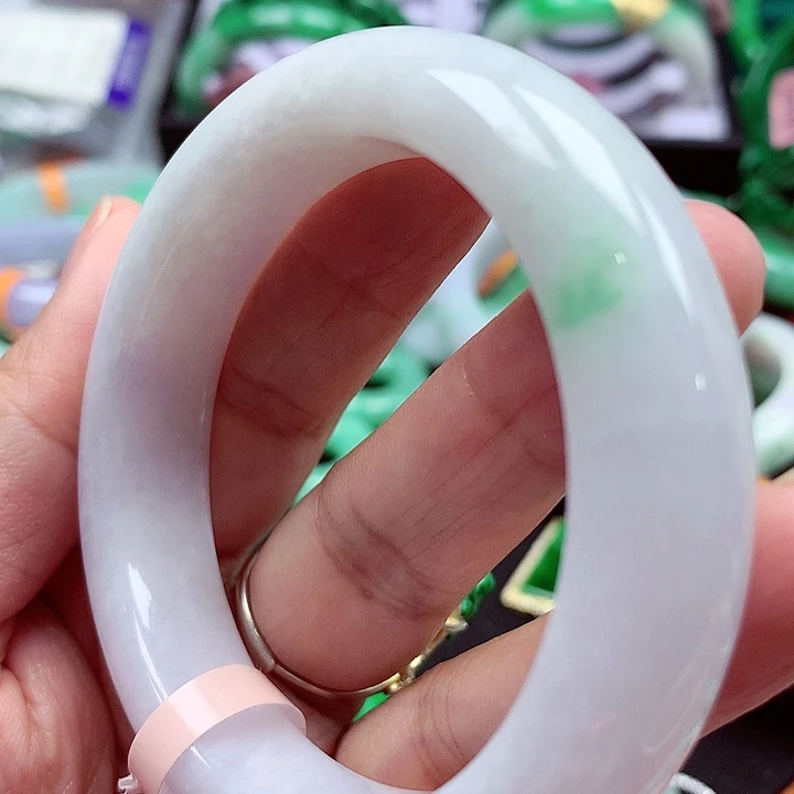 翡翠未镶嵌手镯翡翠