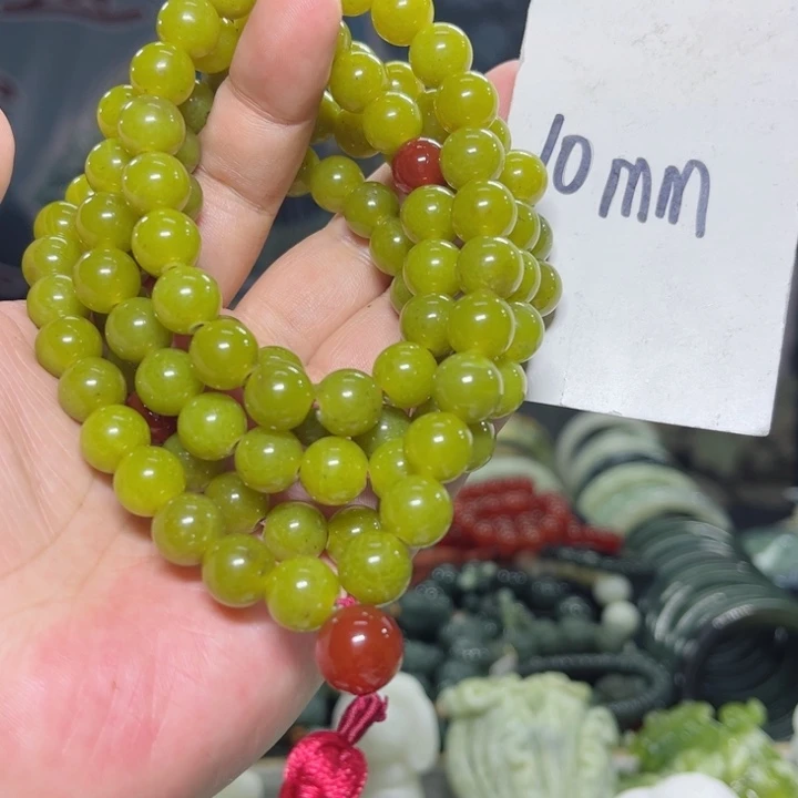 蛇纹石玉颈饰多样性发货未镶嵌