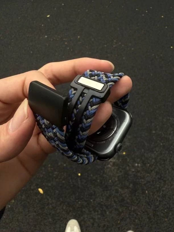 适用苹果手表表带iwatch S11/10/9编织磁吸表带applewatch8/7透气