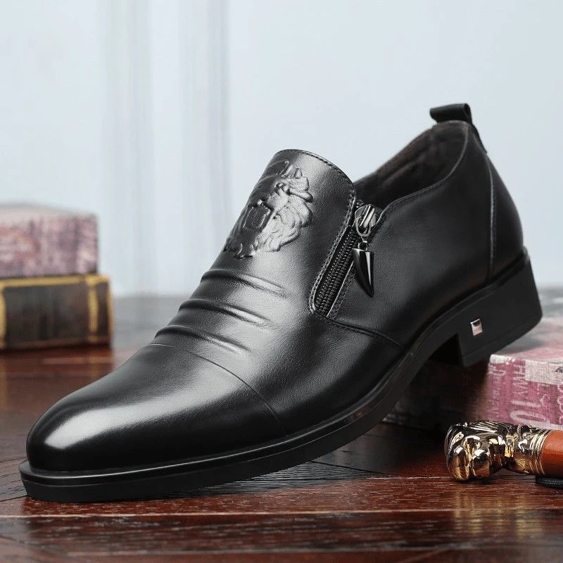新款秋季尖头拉链休闲皮鞋男士耐磨防滑软底透气百搭正装商务皮鞋